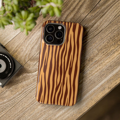 Safari Chic: Warm Caramel Tiger Print MagSafe Case