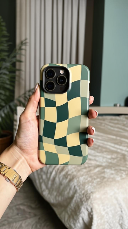 Forest Green Wavy Checkerboard Magnetic Case