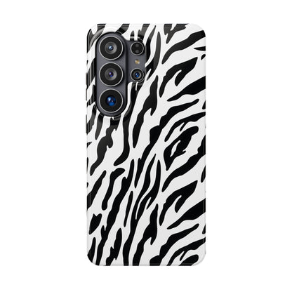 Monochrome Safari: Classic Black & White Zebra MagSafe Case